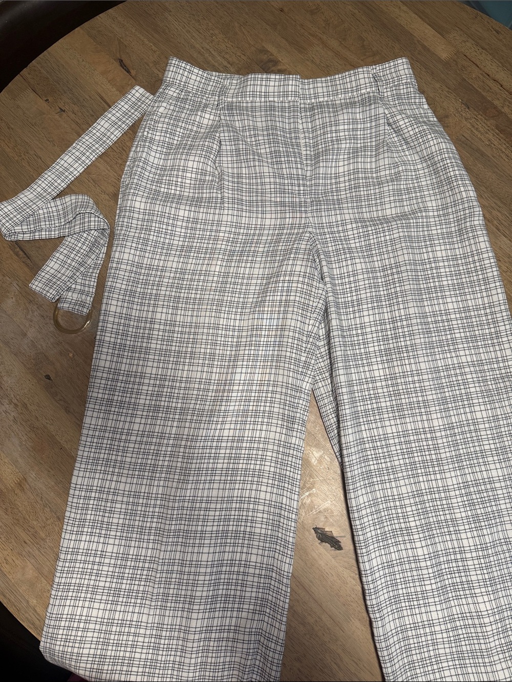 Ann Taylor Plaid Wide-Leg Crop Pants in White and Gray
